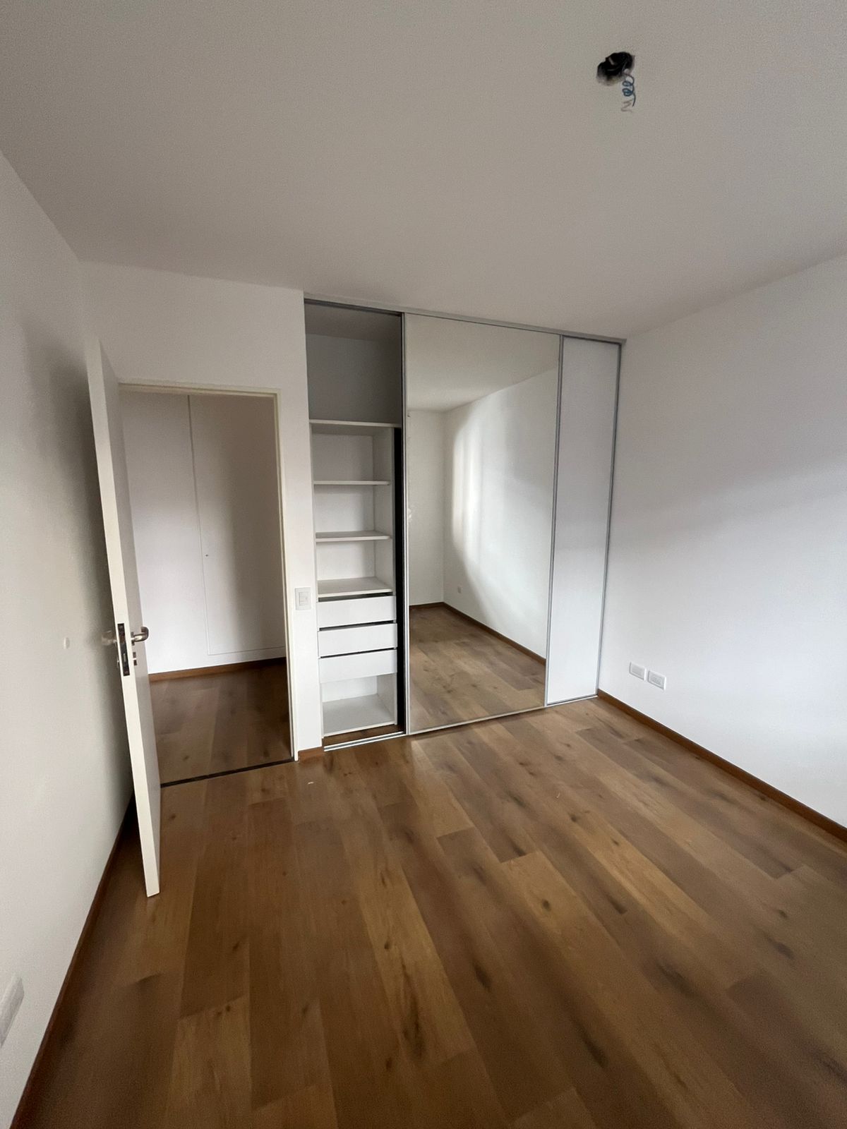 WhatsApp Image 2024-12-02 at 16.13.39 (3)