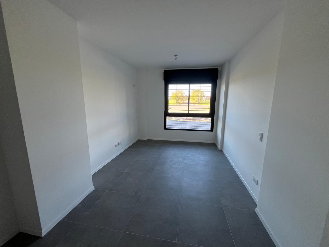 WhatsApp Image 2025-05-12 at 09.54.59 (1)