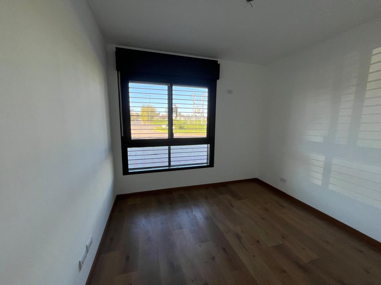 WhatsApp Image 2025-05-12 at 09.54.59 (11)