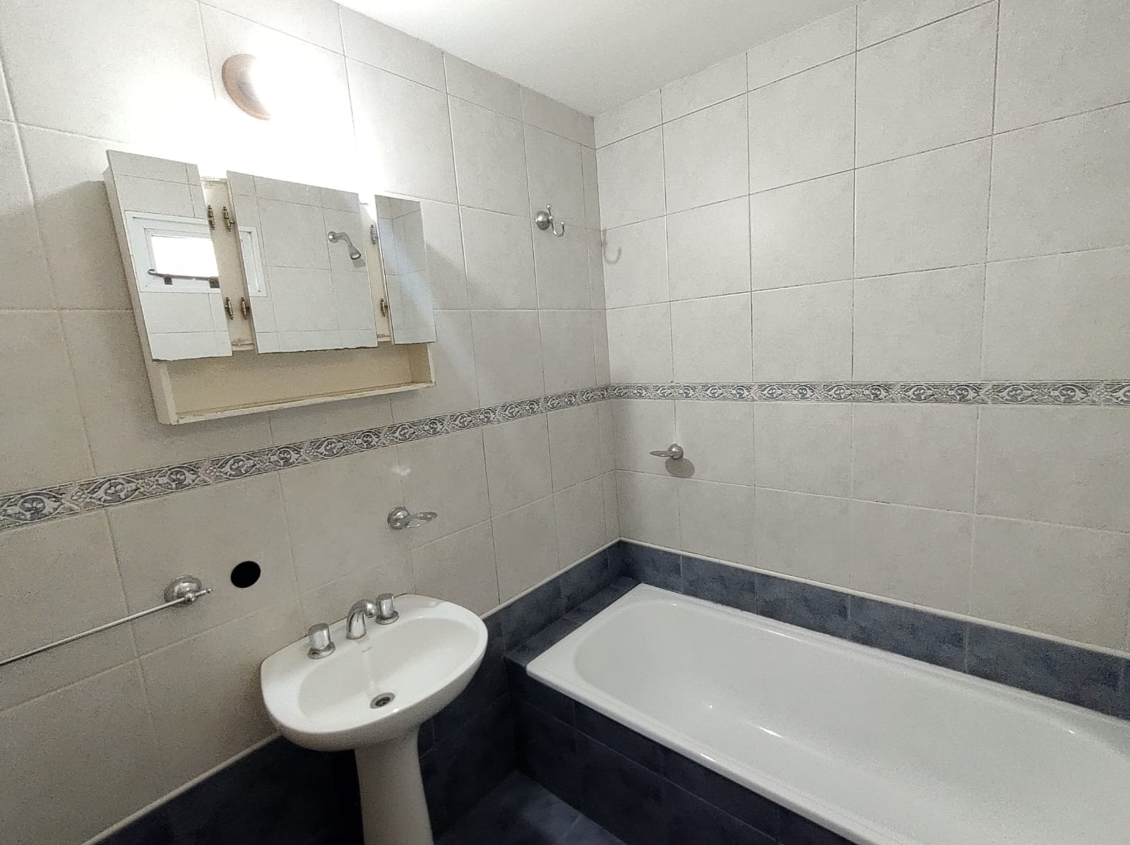 WhatsApp Image 2025-10-31 at 11.54.01 AM (1)