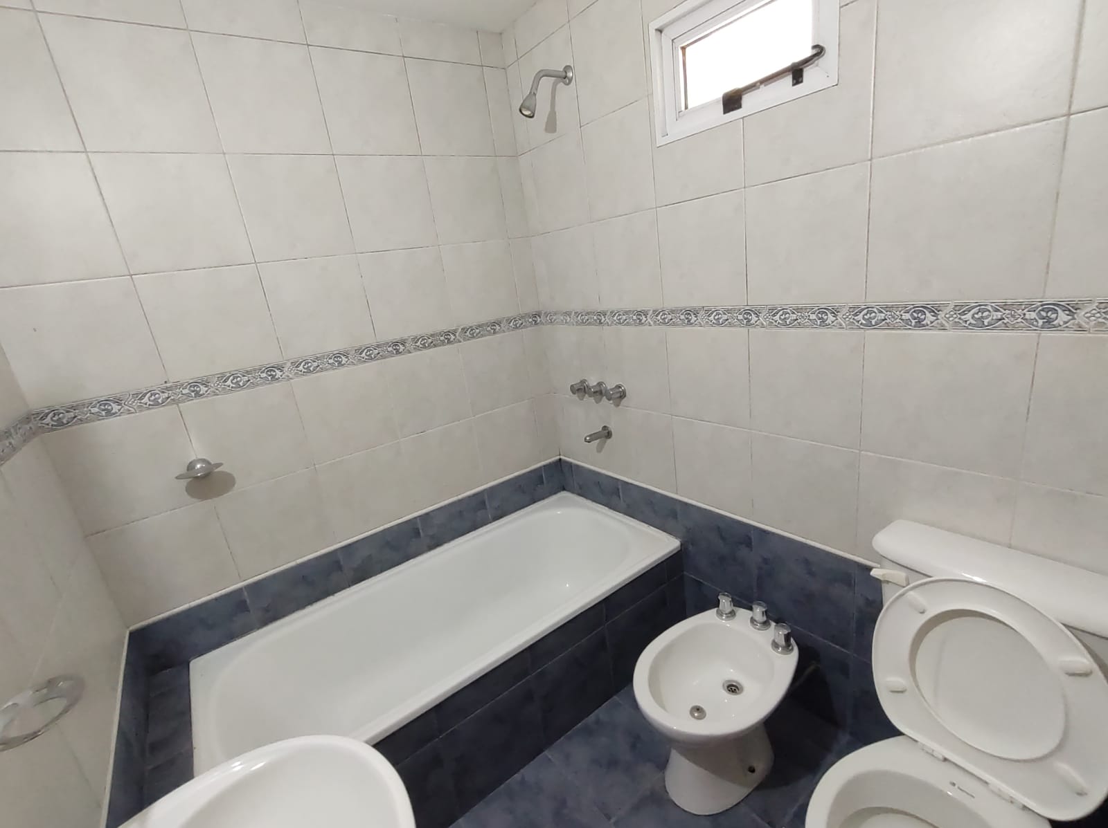 WhatsApp Image 2025-10-31 at 11.54.06 AM (1)