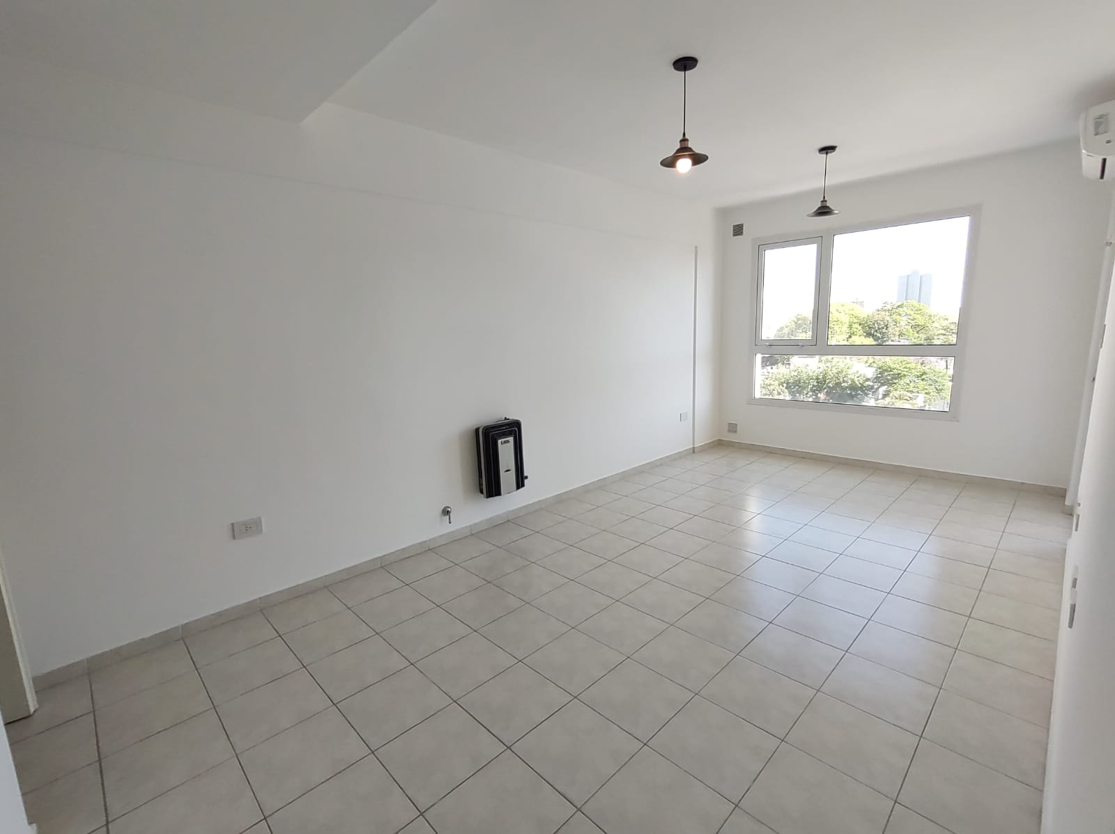 WhatsApp Image 2025-11-10 at 4.50.08 PM (1)