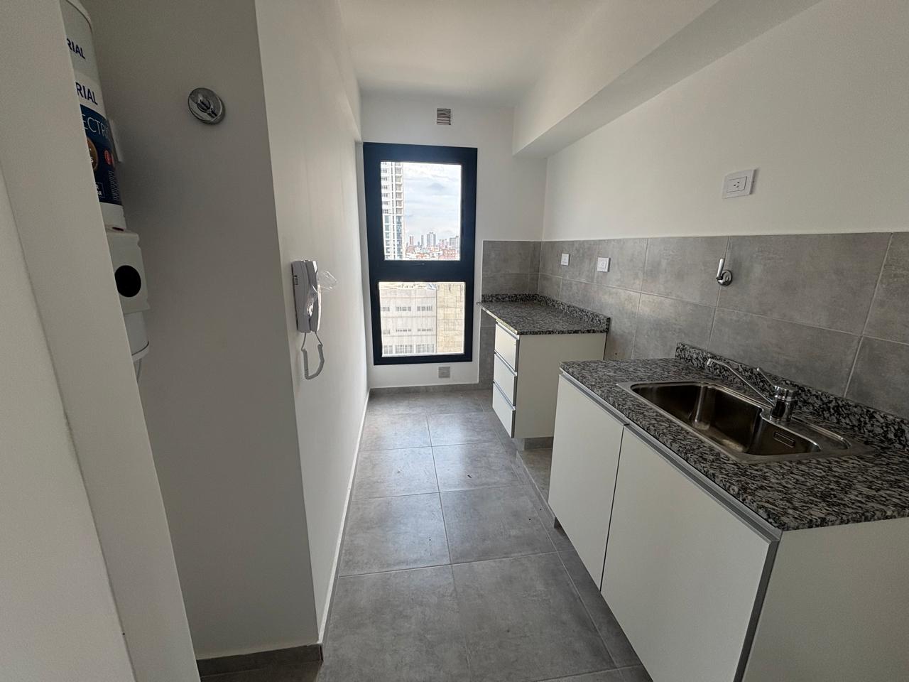 f60bcb97-dd66-46e7-80c6-d7d67b43083f